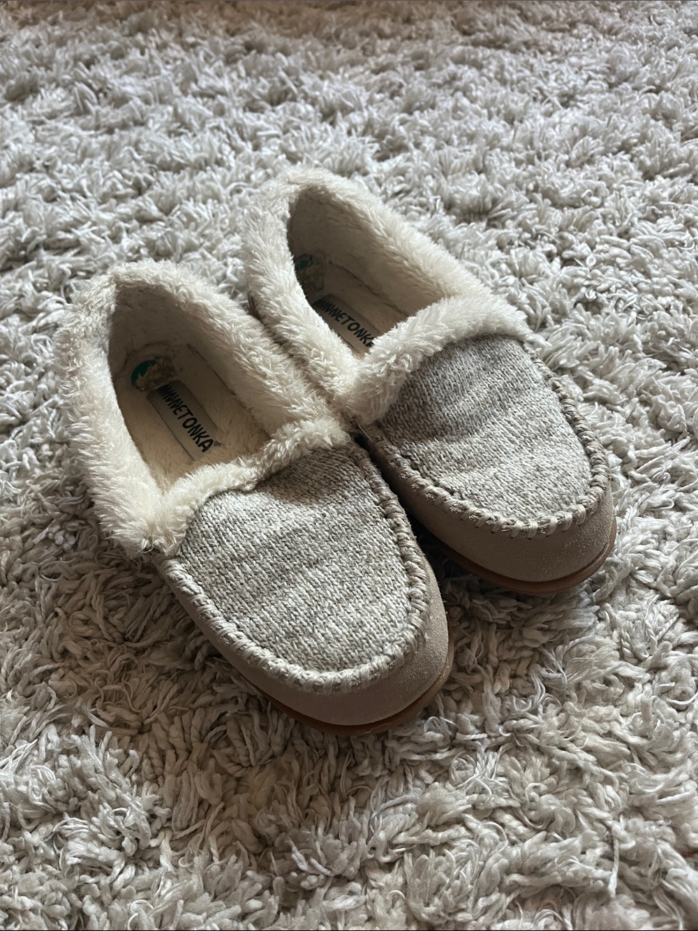 Super comfortable slippers from Minnetonka